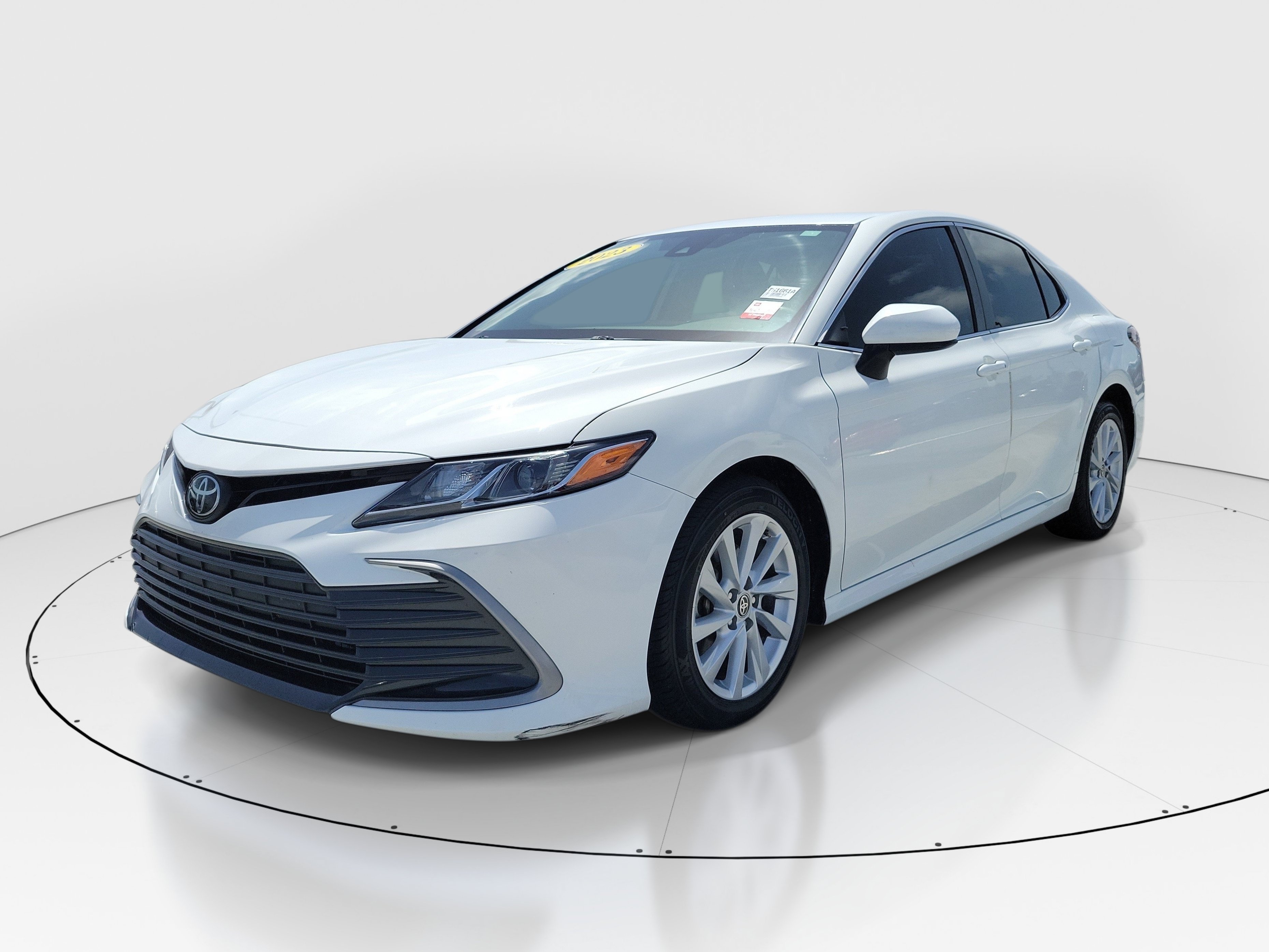 Certified Used 2023 Ice Toyota LE image 3