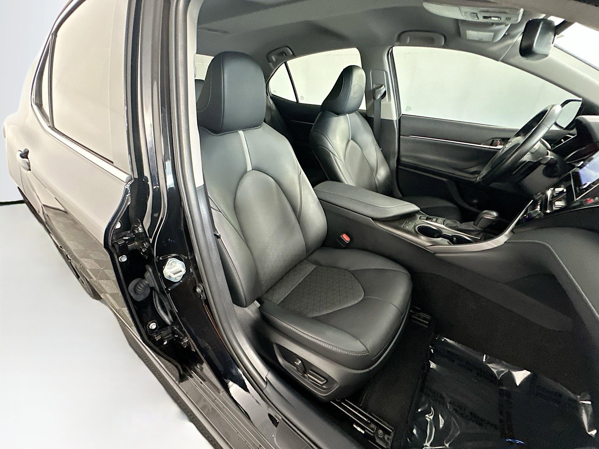 Used 2023 Midnight Black Metallic Toyota XSE image 28