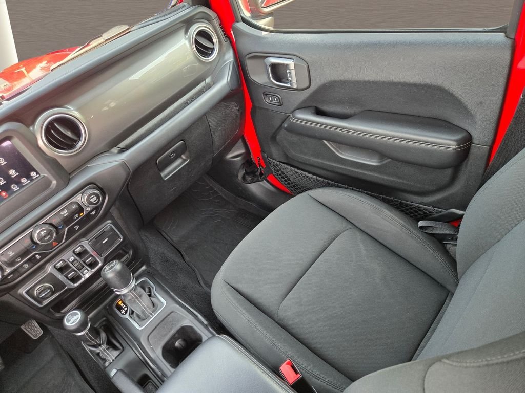 Used 2018 Red Jeep Unlimited Sahara image 14