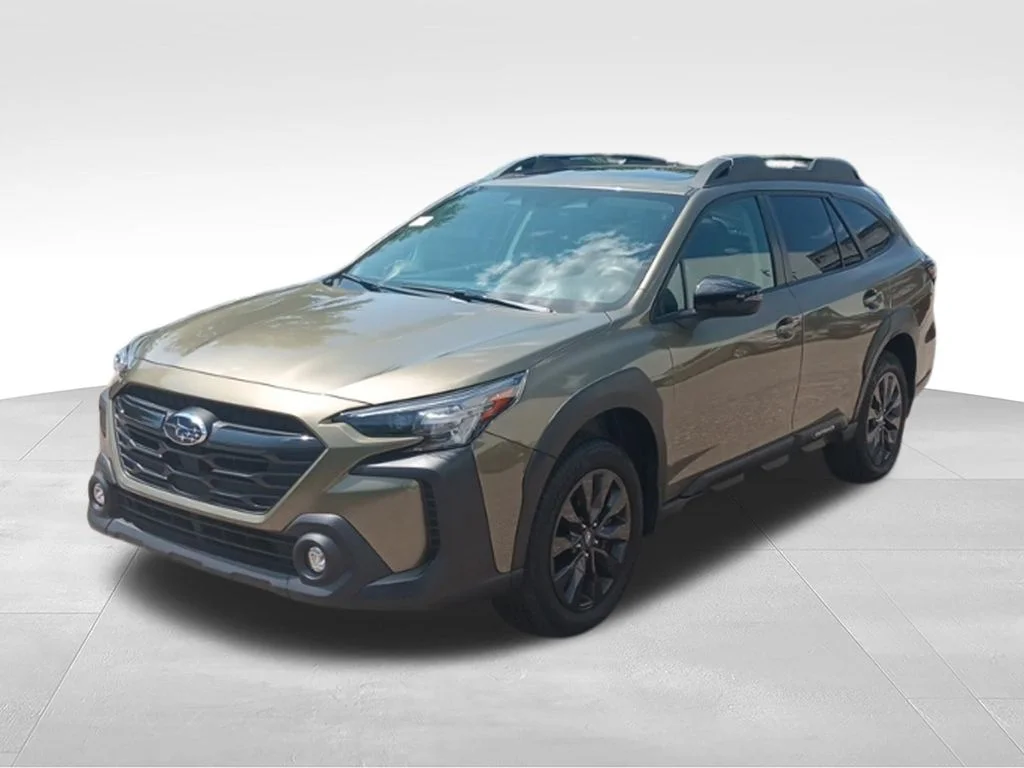 Used 2024 Autumn Green Metallic Subaru Onyx Edition image 3