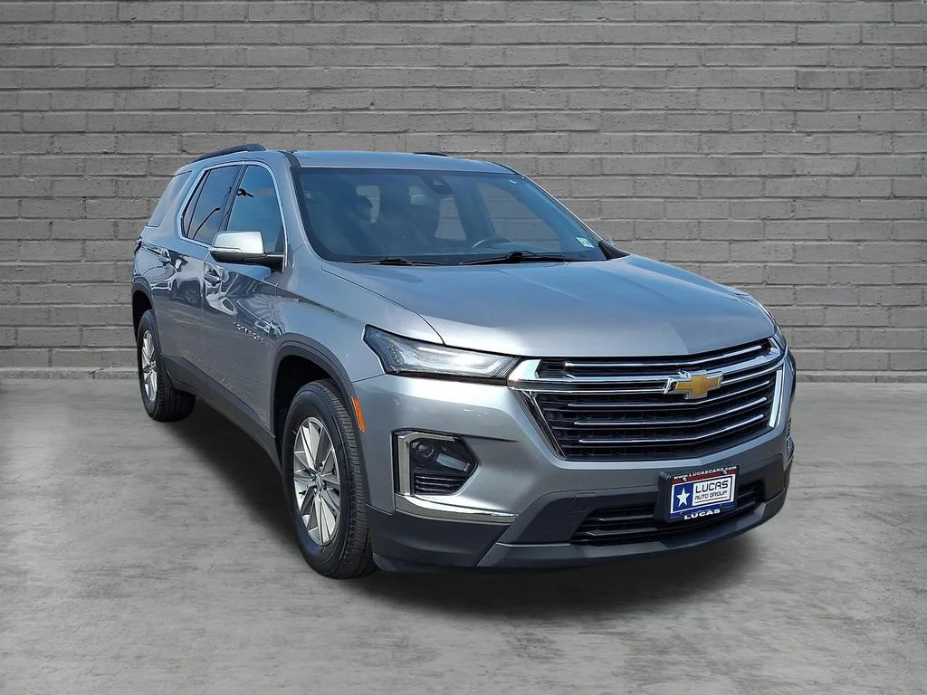 Used 2023 STERLING GRAY METALLIC Chevrolet LT Cloth image 2