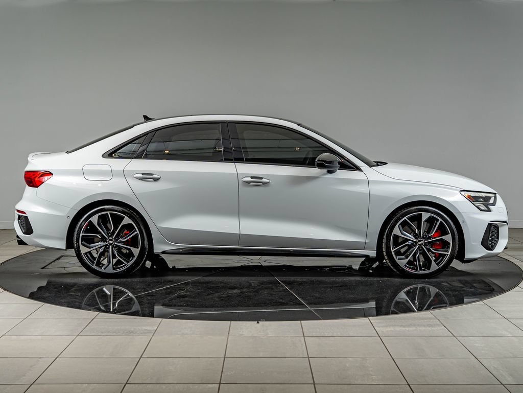 Used 2022 Glacier White Metallic Audi 2.0T Premium Plus image 4