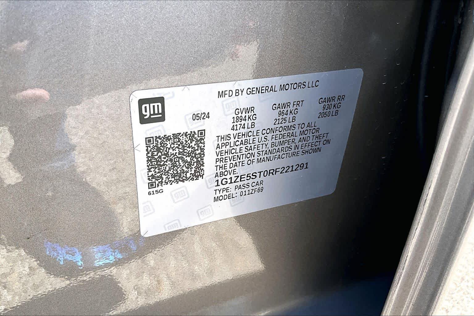Used 2024 Mineral Gray Metallic Chevrolet LT image 31