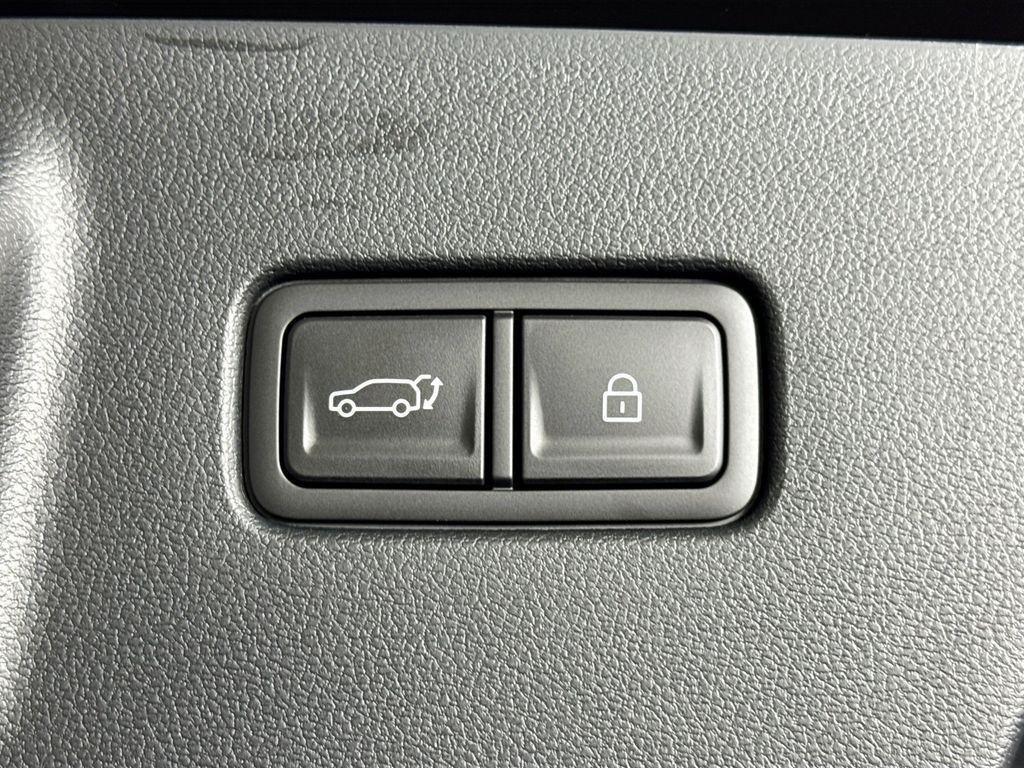 2026 Hyundai Palisade Limited - Photo 23