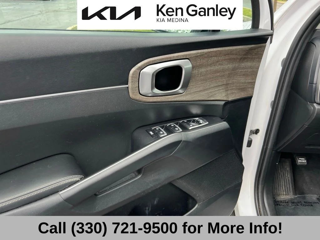 Certified Used 2022 White Kia S image 26