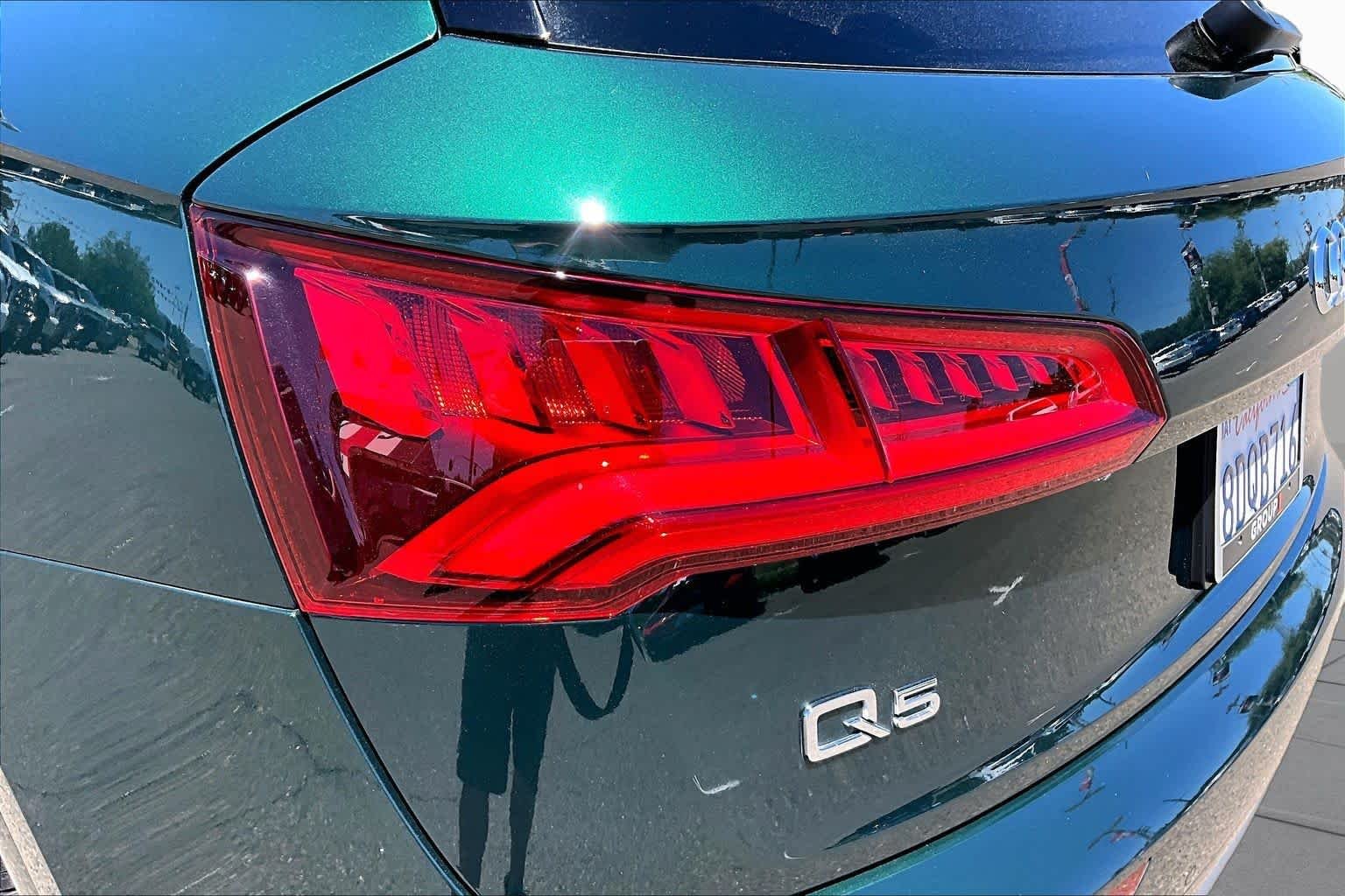 Used 2018 Azores Green Metallic Audi Prestige image 28