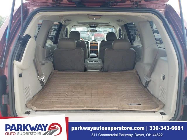 Used 2008 Red Chrysler Limited image 7