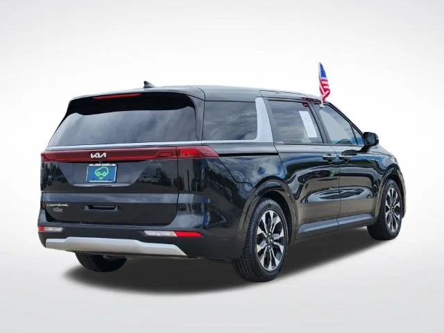 Used 2022 Black Kia EX image 8