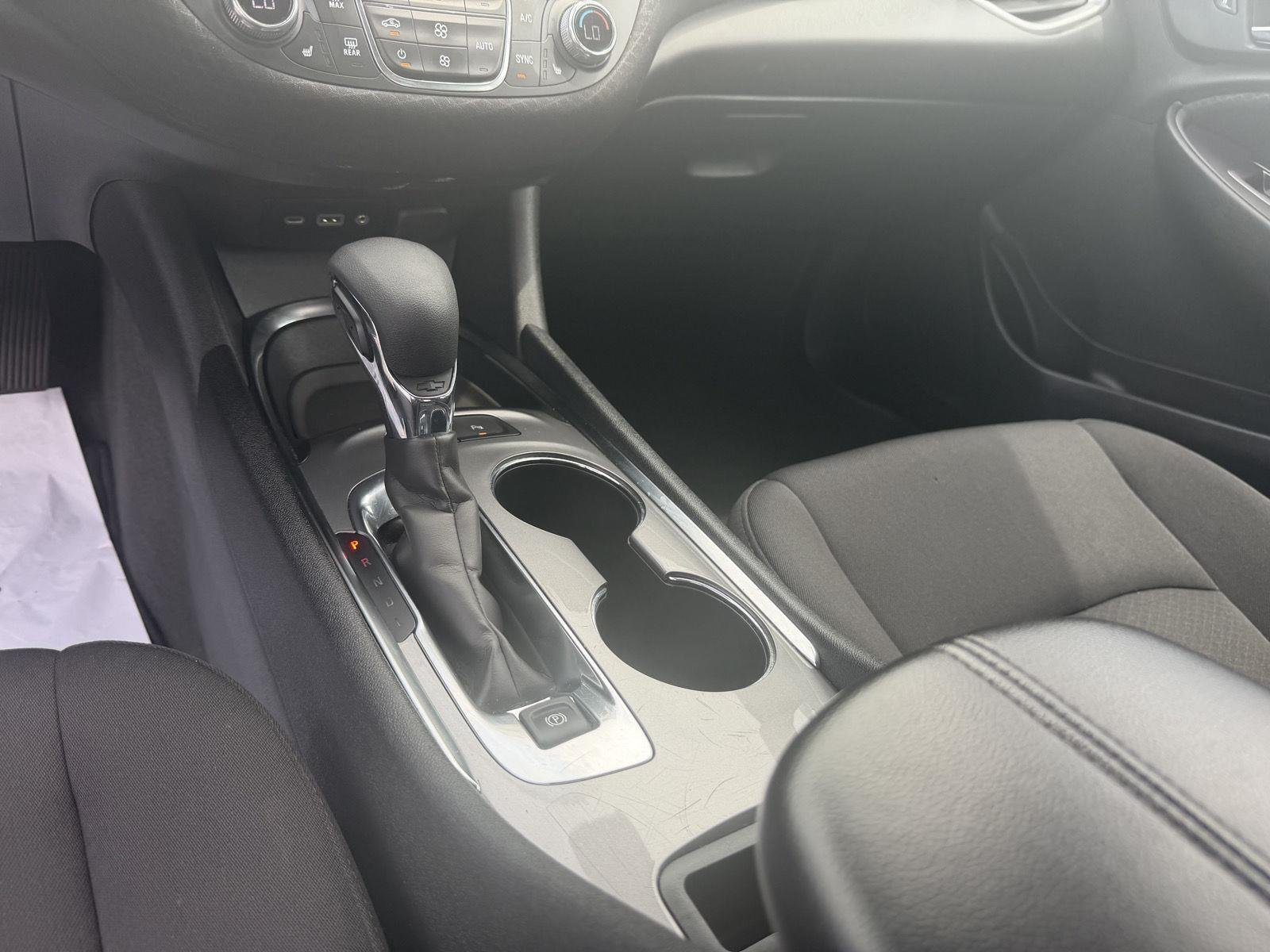 Used 2024 Sterling Gray Metallic Chevrolet LT image 18