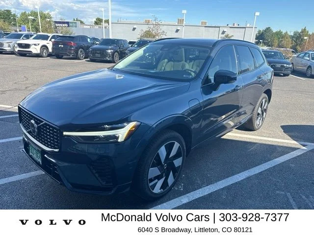 Used 2025 Blue Volvo T8 Plus image 1