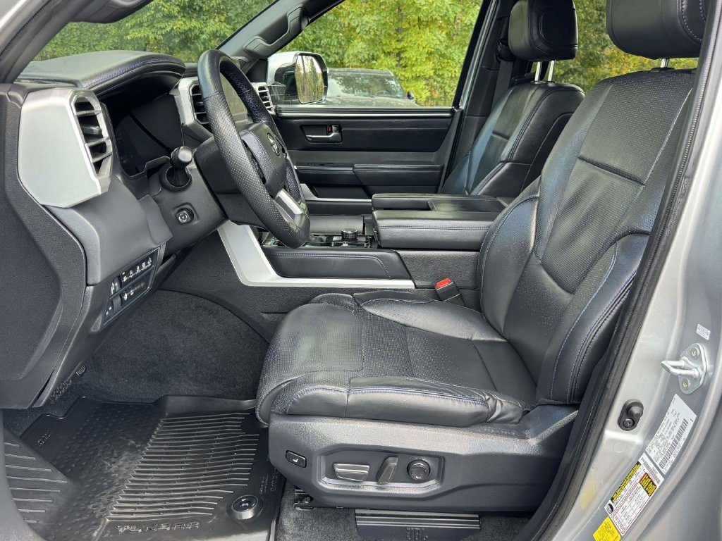Used 2025 Silver Toyota Platinum image 21