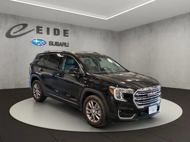 2024 GMC Terrain SLT AWD's photo
