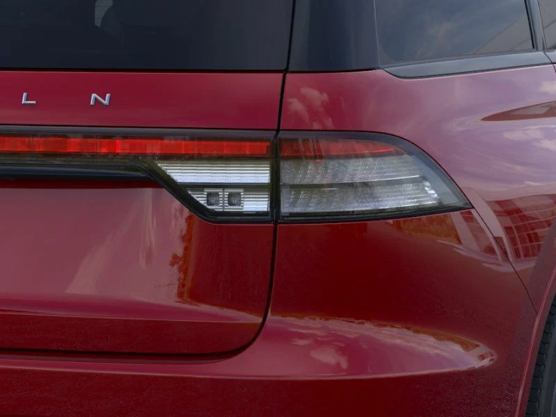 New 2026 Red Carpet Metallic Tinted Clearcoat Lincoln Premiere® image 21