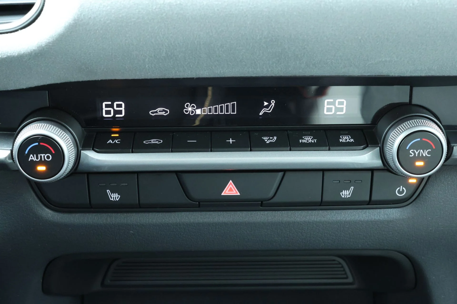 New 2026 Snowflake White Pearl Mazda 2.5 S Aire Edition image 17