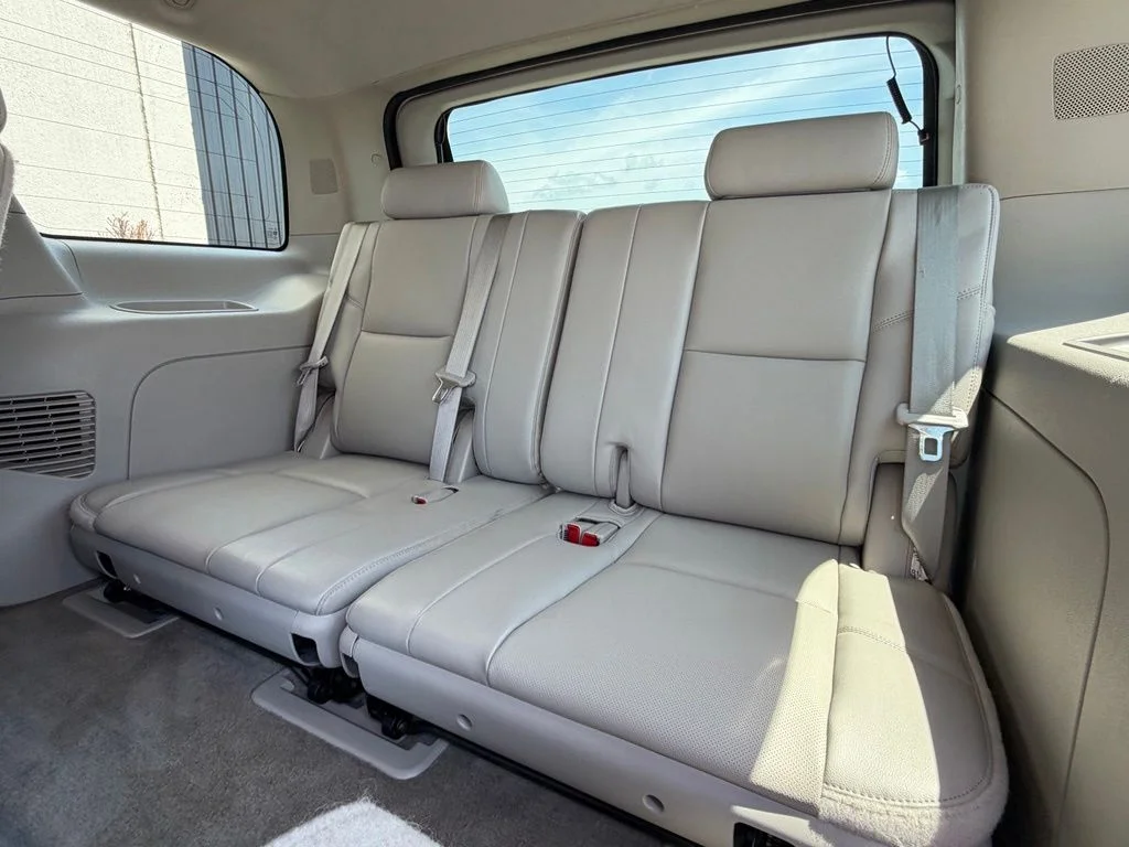 Used 2013 White Chevrolet LTZ image 20