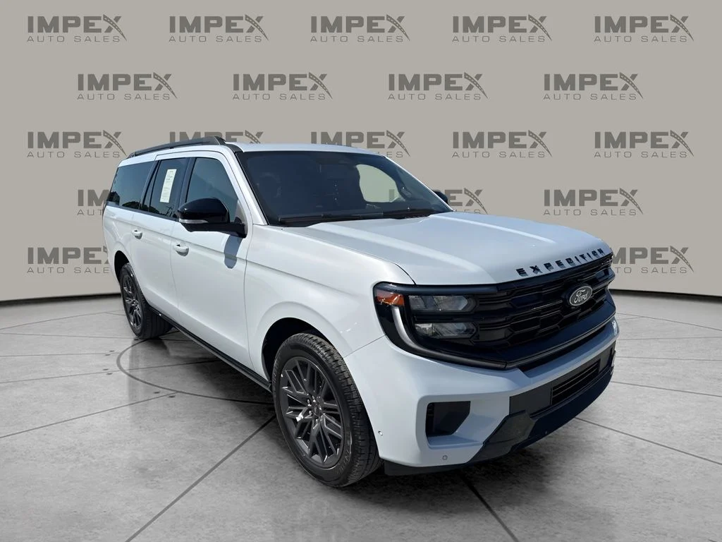 Used 2025 Silver Ford Platinum image 7