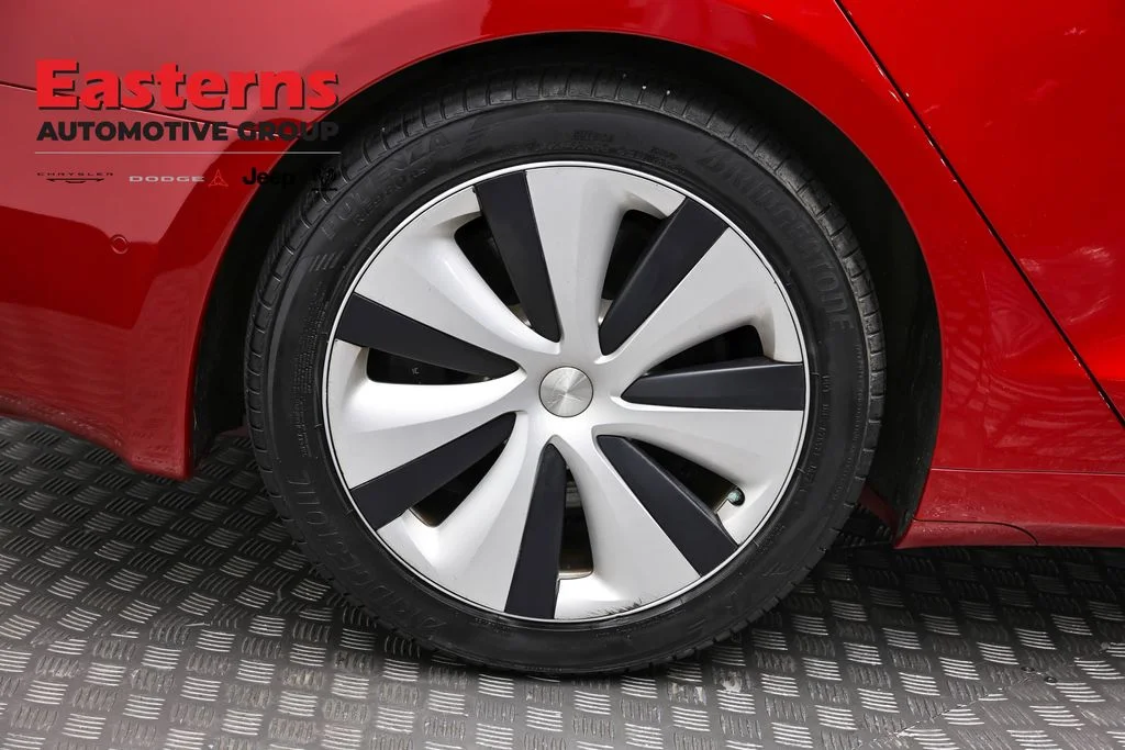 Used 2020 Red Tesla Long Range Plus image 23