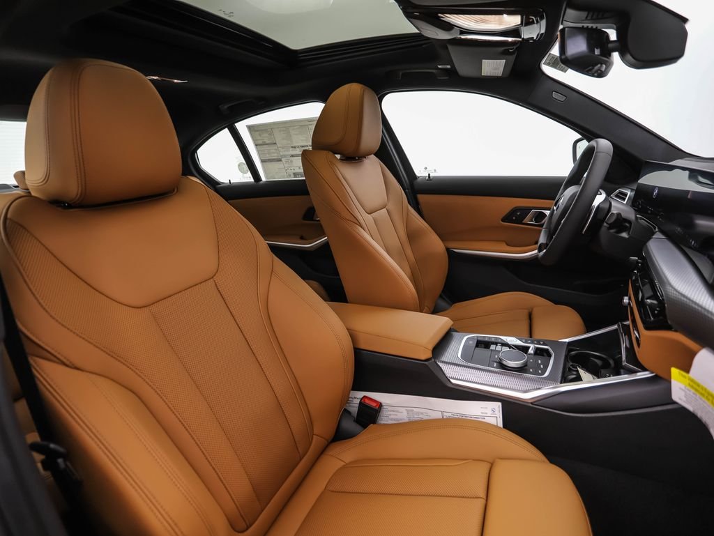 New 2026 White Metallic BMW 330i xDrive image 31