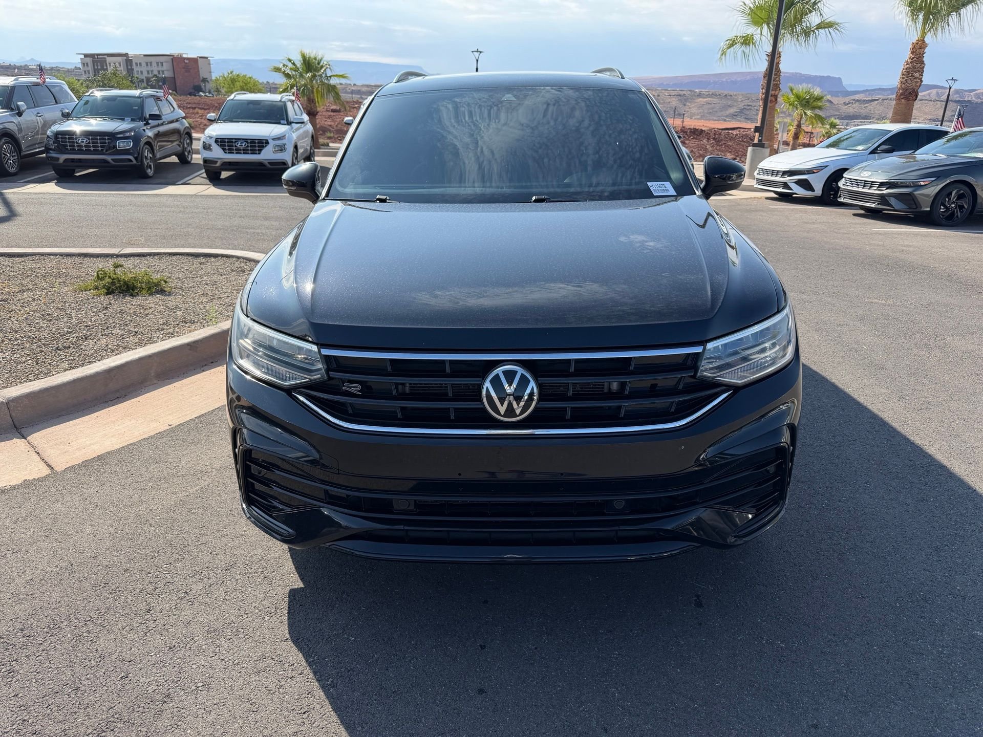 Used 2022 Volkswagen Tiguan SE R-LINE BLACK with VIN 3VV8B7AX2NM001691 for sale in Washington, UT