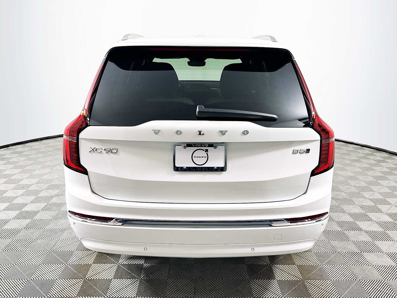 New 2026 Crystal White Volvo Core image 6