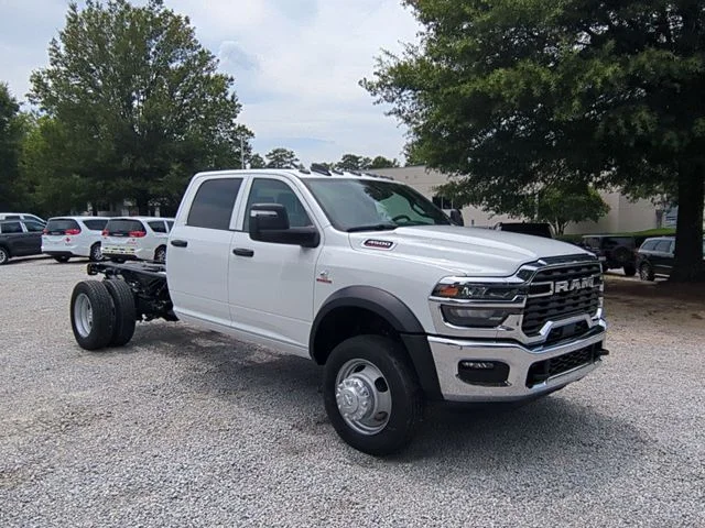 New 2026 Bright White Clearcoat RAM Tradesman image 7