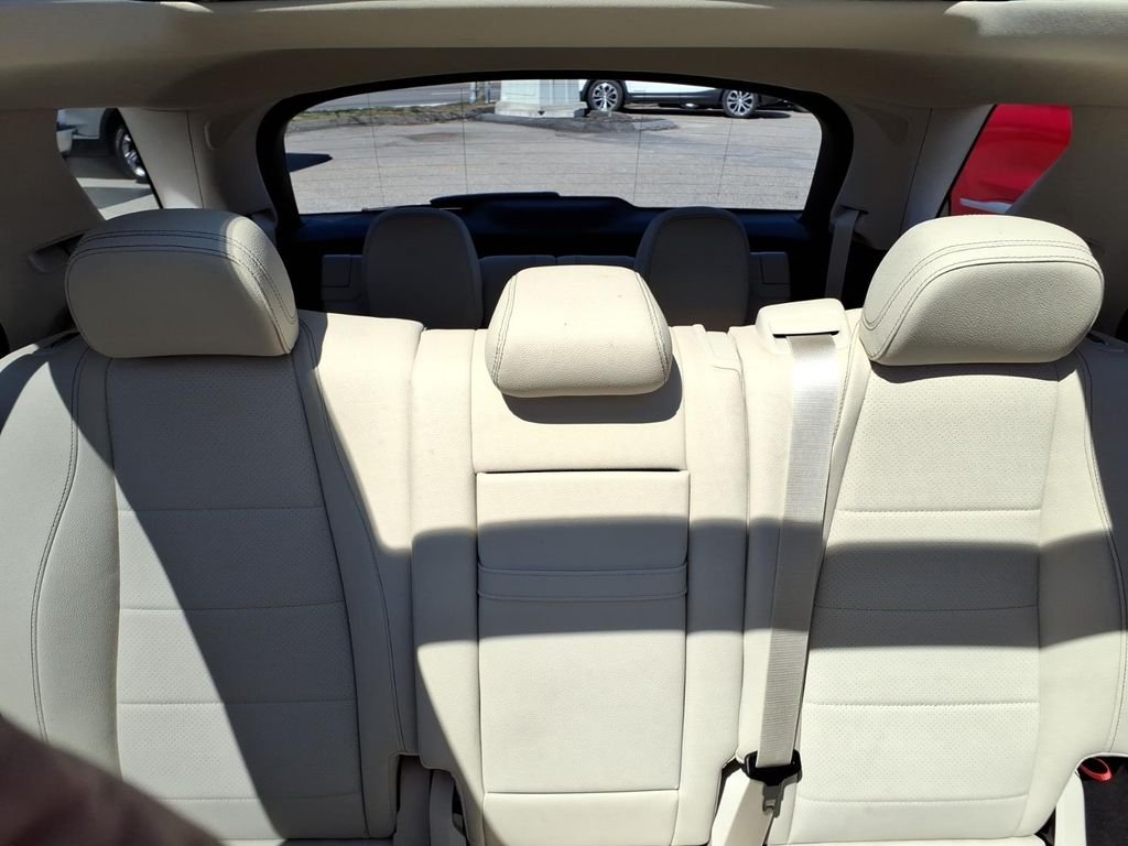 Used 2022 Blue Mercedes-Benz GLE 350 image 24