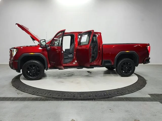 Used 2025 Red GMC AT4 image 12