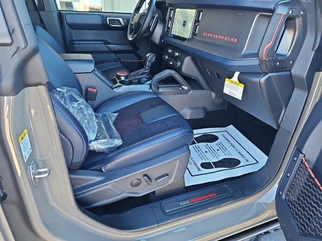 2025 Ford Bronco 4-Door Raptor - Photo 35