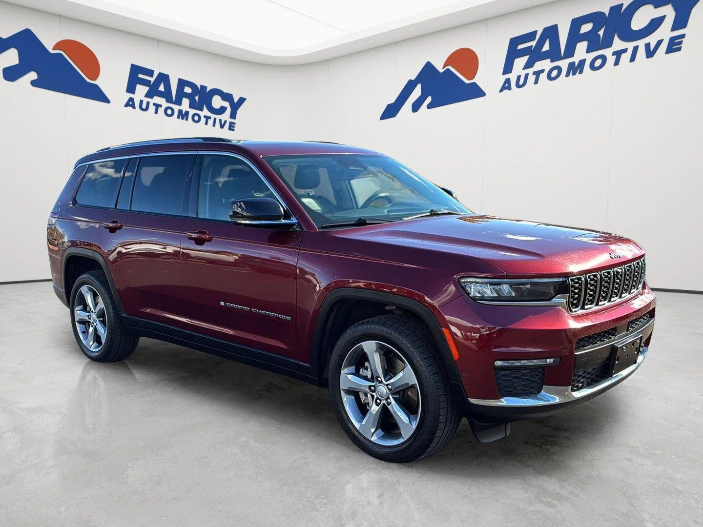 Used 2021 Velvet Red Pearlcoat Jeep Limited image 4
