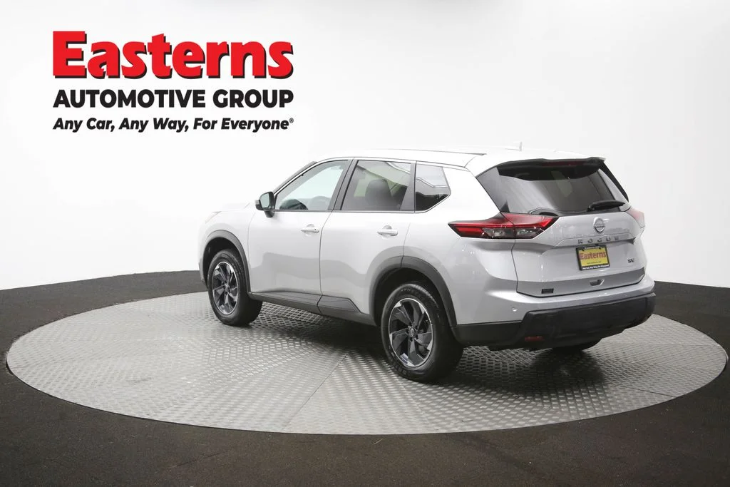 Used 2024 Silver Nissan SV image 63