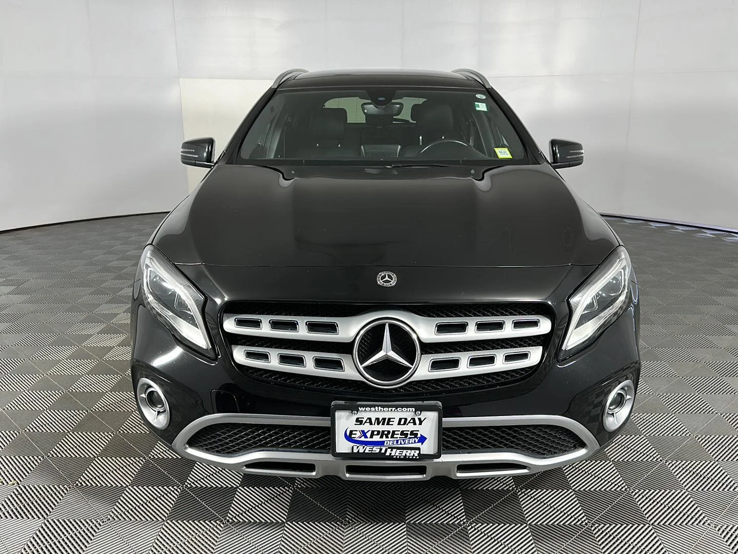 Used 2020 Cosmos Black Metallic Mercedes-Benz GLA 250 image 2