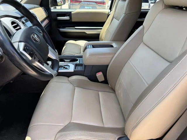 Certified Used 2018 SMOKED MESQUITE Toyota Limited image 10