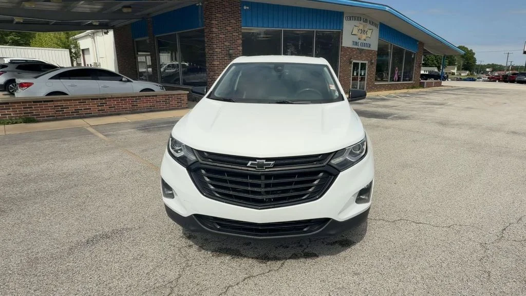 Used 2020 White Chevrolet LT image 3
