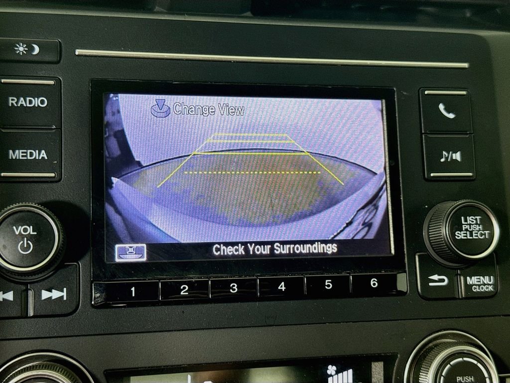 Used 2017 Lunar Silver Metallic Honda LX image 13