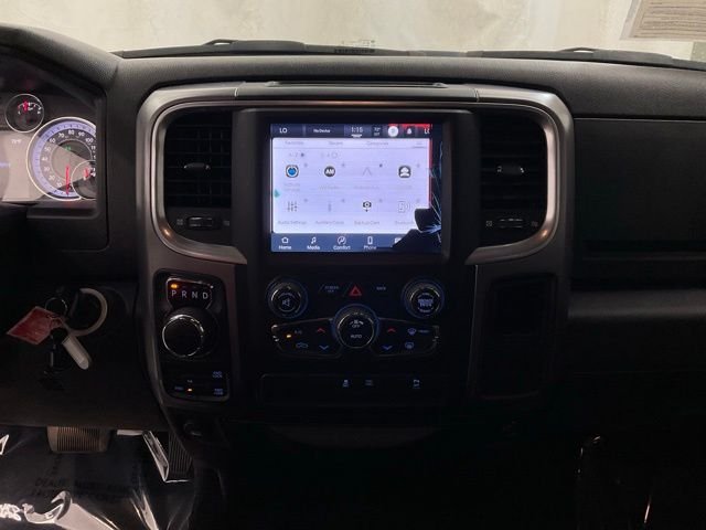 Used 2022 White Ram Warlock image 17