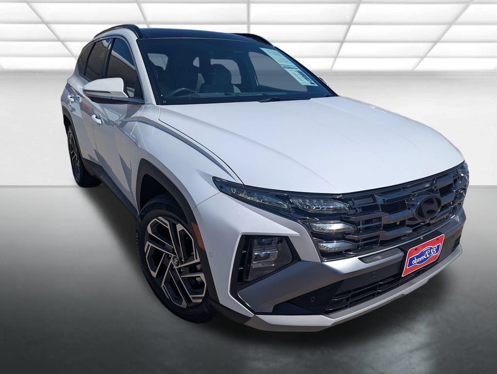 Used 2025  Hyundai Limited image 1