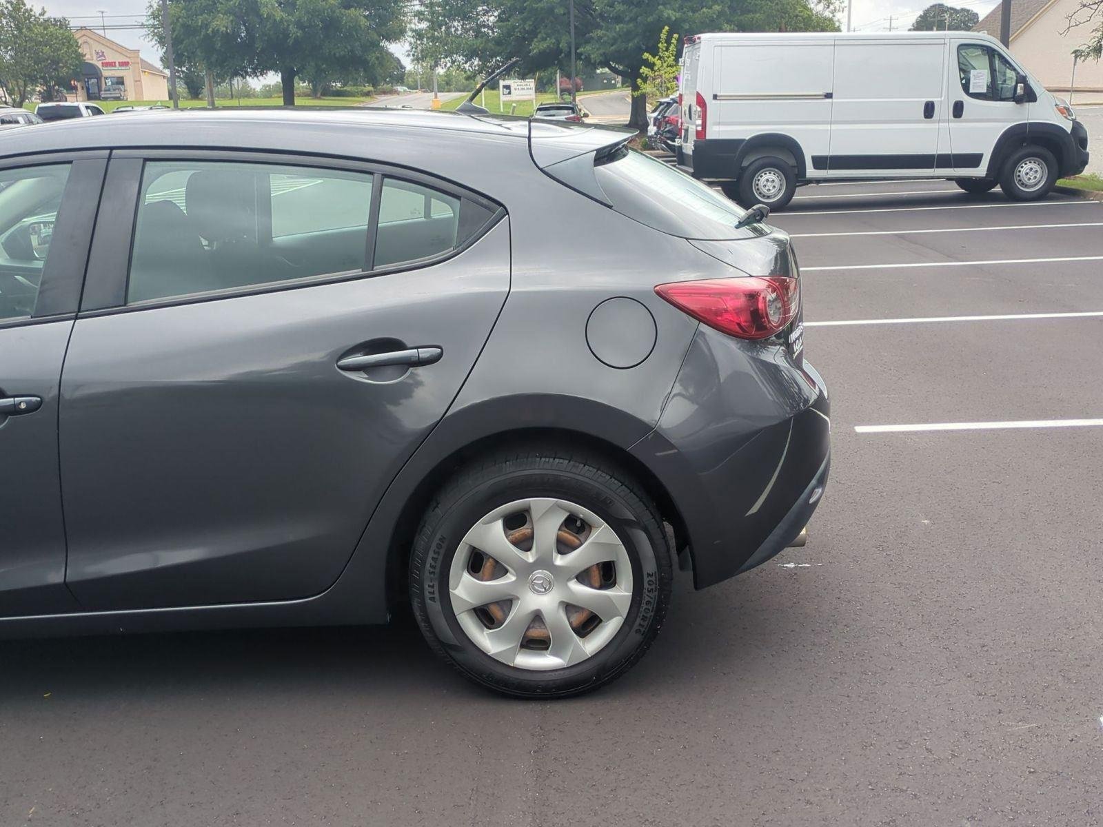 Used 2016 Meteor Gray Mica Mazda i Sport image 22
