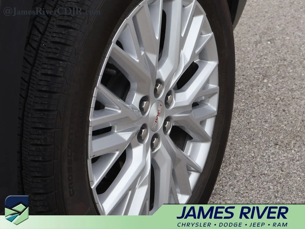 Used 2026 White GMC Elevation image 38