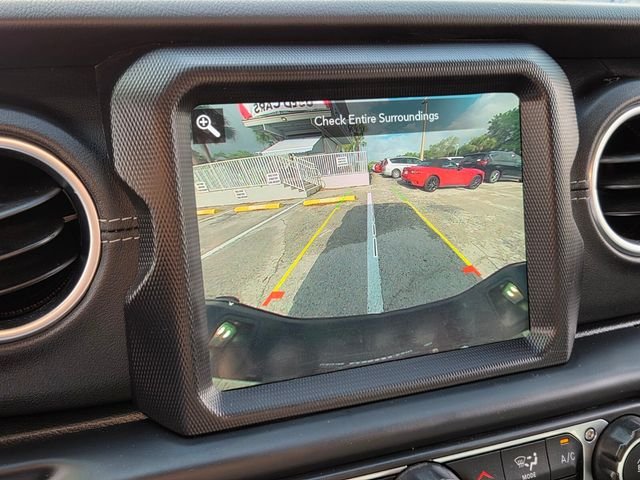 Certified Used 2020 Gray Jeep Overland image 26