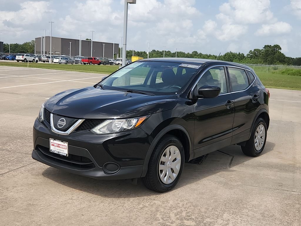 Certified Used 2019 Black Nissan S image 9