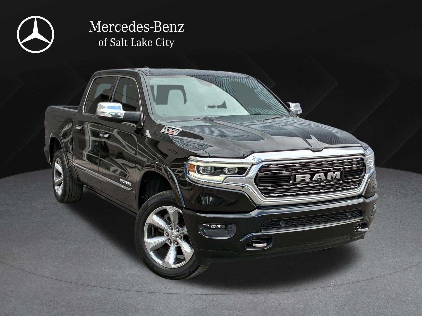2022 RAM 1500 Limited 4x4 Crew Cab 5'7's photo
