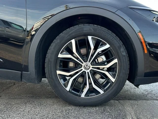 Used 2023 Black Toyota XLE image 14