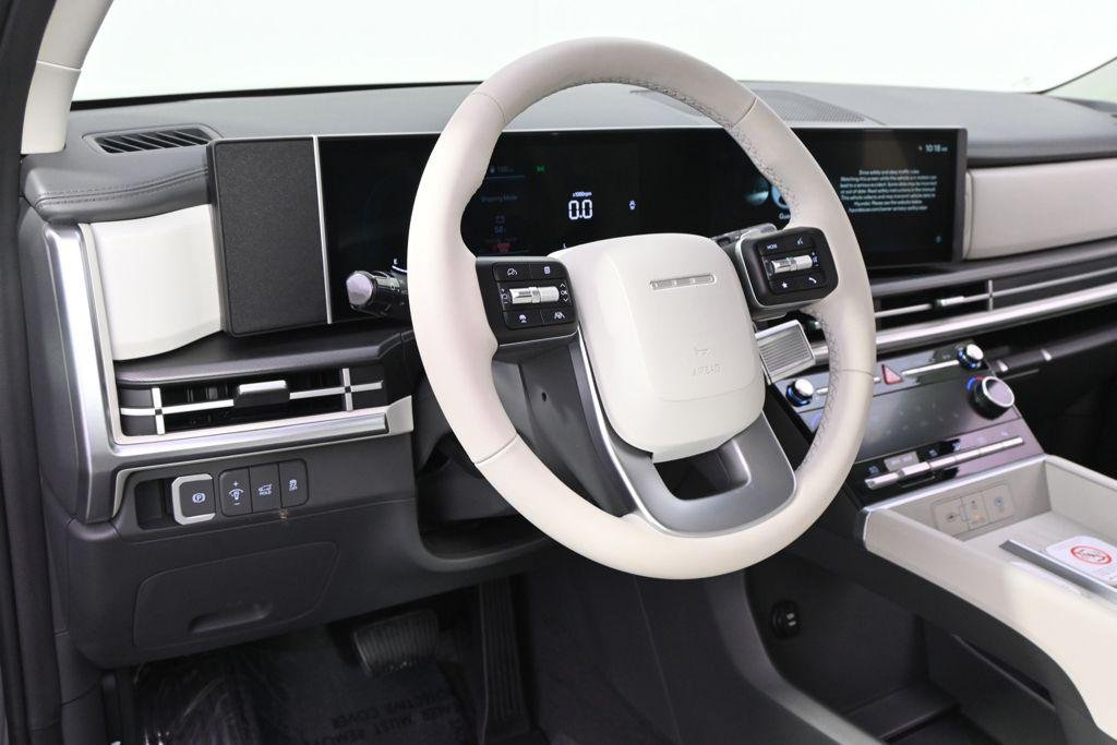 New 2026 Gray Hyundai SE image 11
