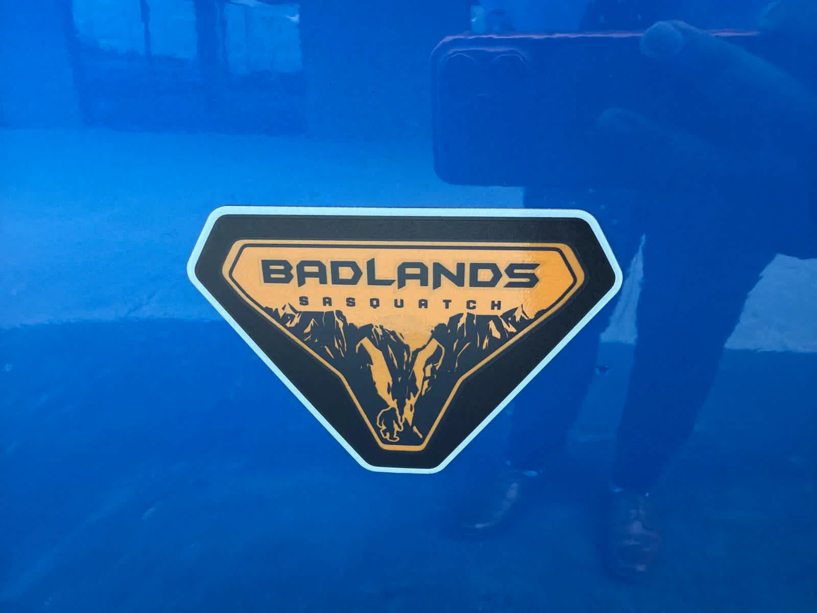 New 2026 Velocity Blue Metallic Ford Badlands® image 5