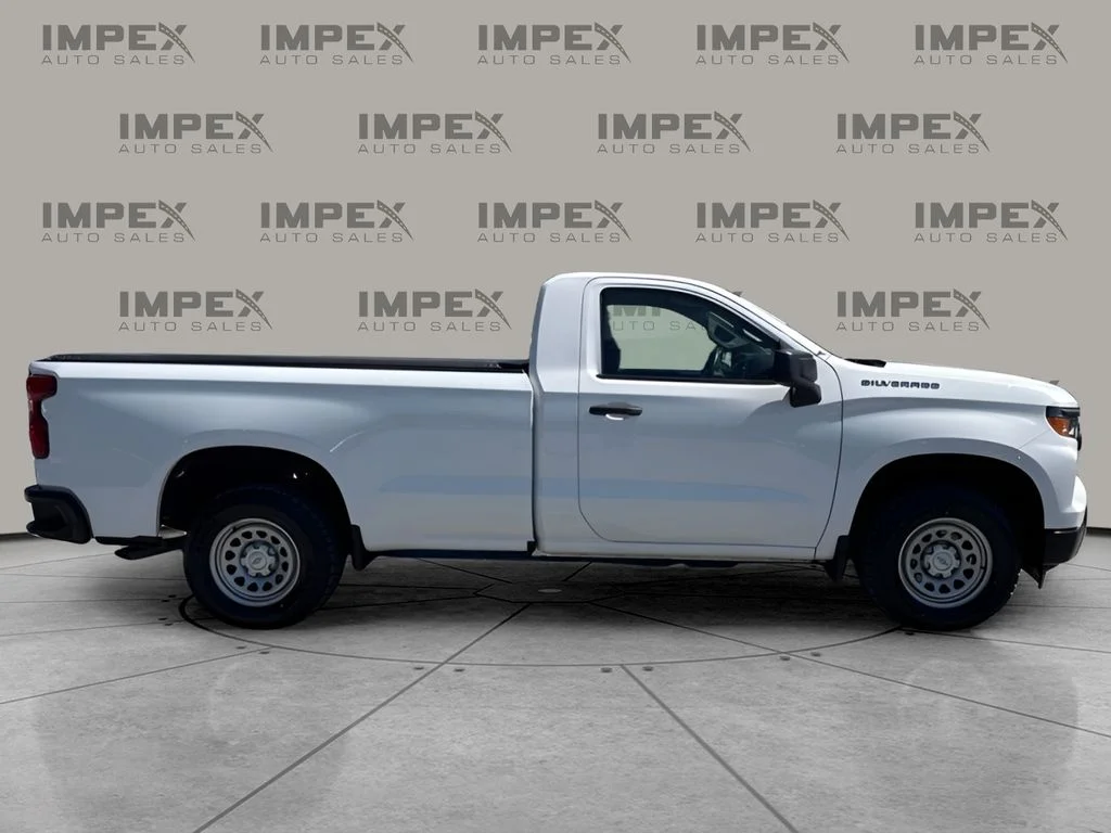 Used 2022 White Chevrolet WT image 6