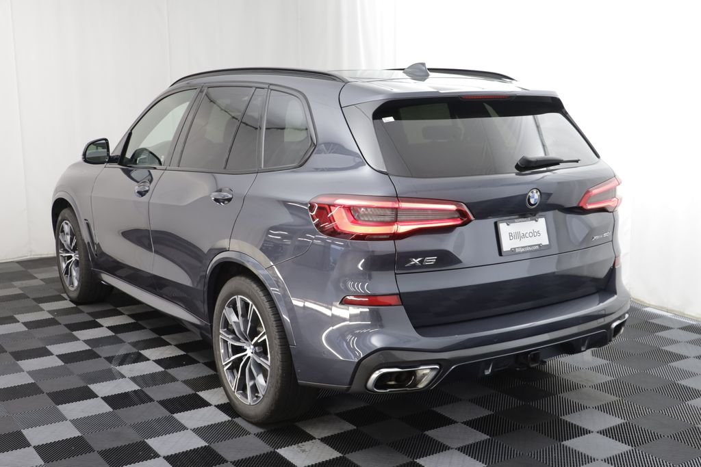 Used 2019 Arctic Gray Metallic BMW xDrive50i image 17