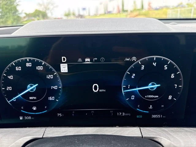 Certified Used 2025 Green Kia SX X-Line image 13