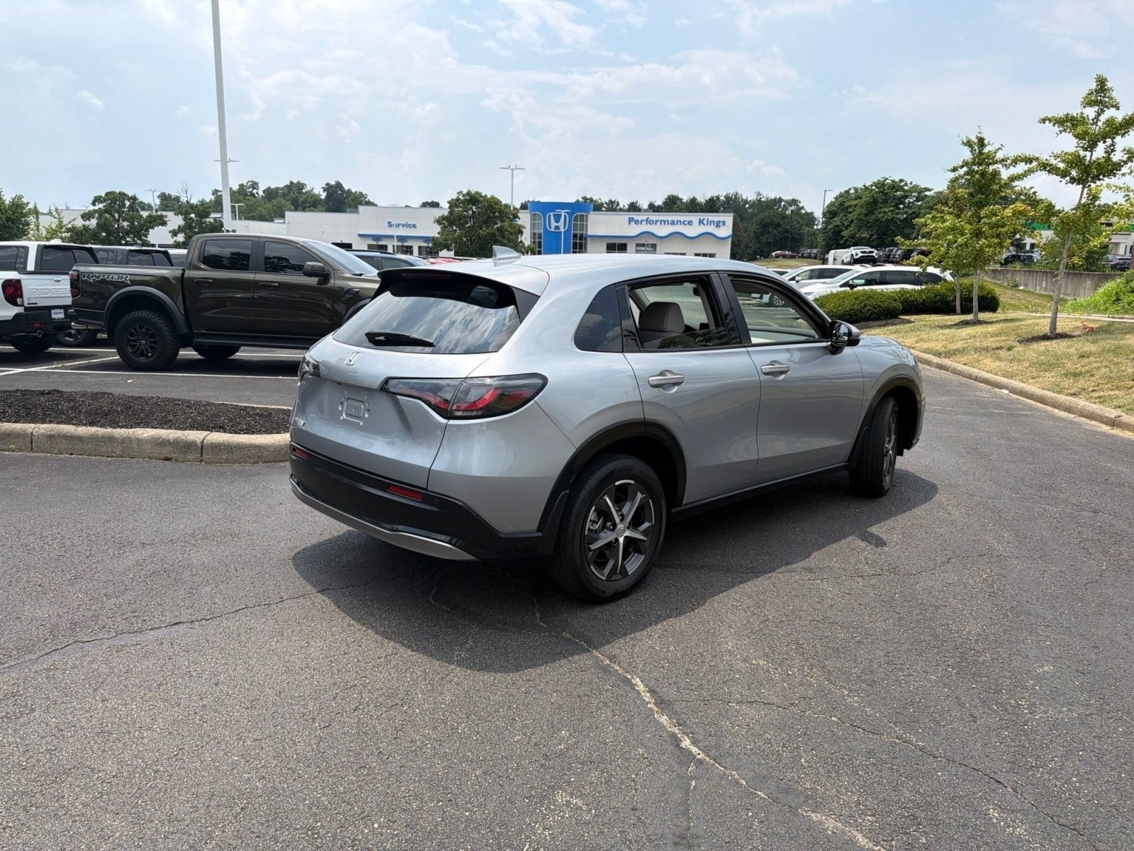 Certified Used 2025 Lunar Silver Metallic Honda EX-L image 25