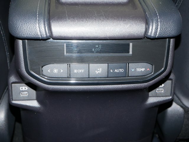 Used 2024 Wind Chill Pearl Toyota XLE image 27