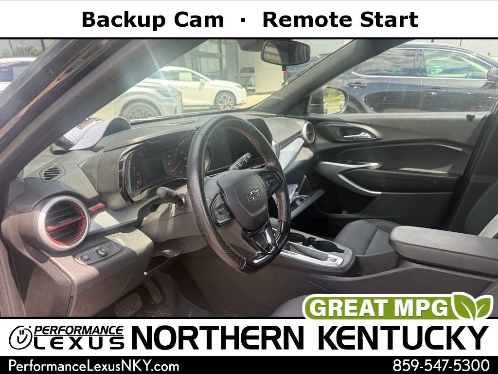 2024 Chevrolet Trax 1RS's photo